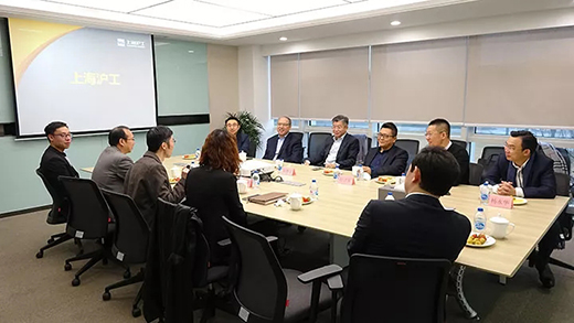 复旦大学管理学院院长陆雄文教授一行莅临威廉希尔中文官网参观指导